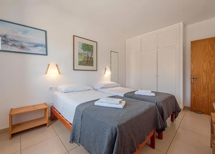 Tramontana 115 P1 アパート フォルネイス