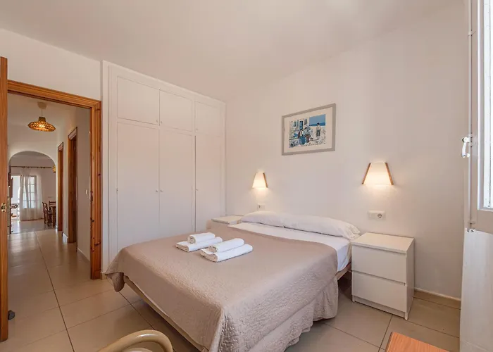 Tramontana 115 P1 アパート フォルネイス