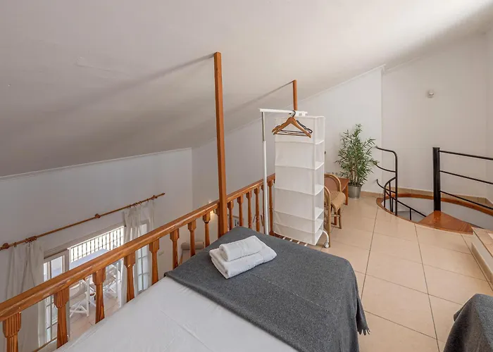 Tramontana 115 P1 アパート フォルネイス